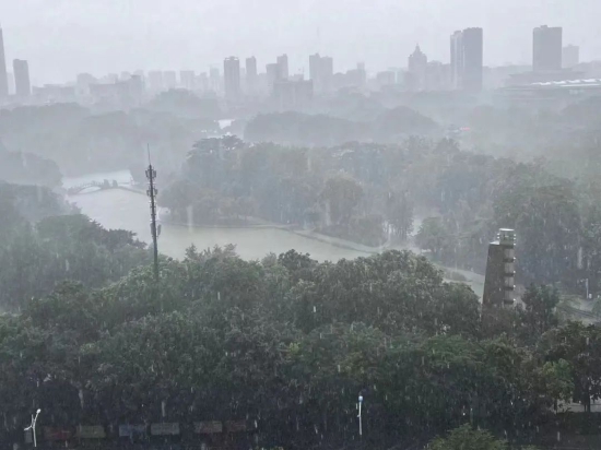 南海桂城千灯湖。