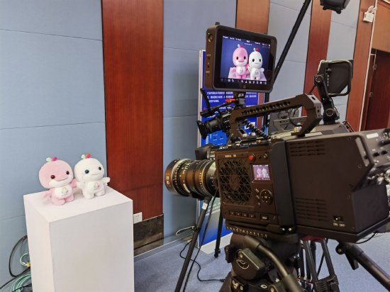  在赛事转播中，博冠携自主研发的B1 8K全画幅摄像机参与超高清公共信号直播。