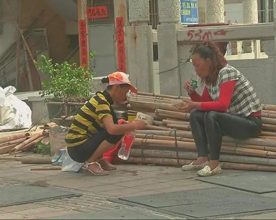深圳老总流浪_深圳中旦集团老总照片(2)