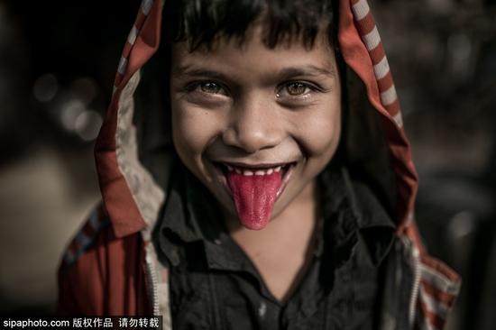 印度加尔各答垃圾拾荒者的日常生活_东莞频道