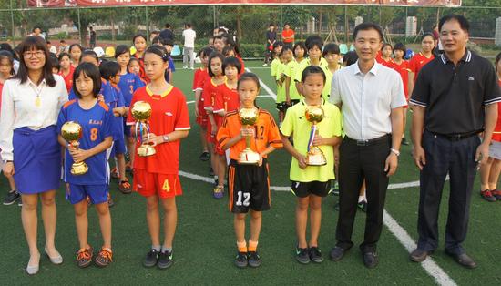 麻涌第二届小学生女子足球比赛圆满落幕_东莞
