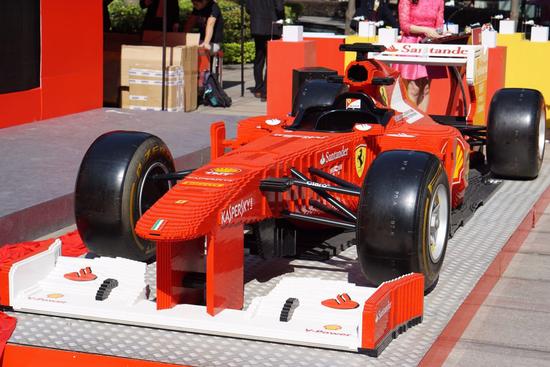 全球限量1:1法拉利乐高车模