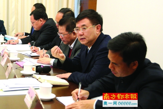 世界各国gdp排名_中山市人均gdp(2)