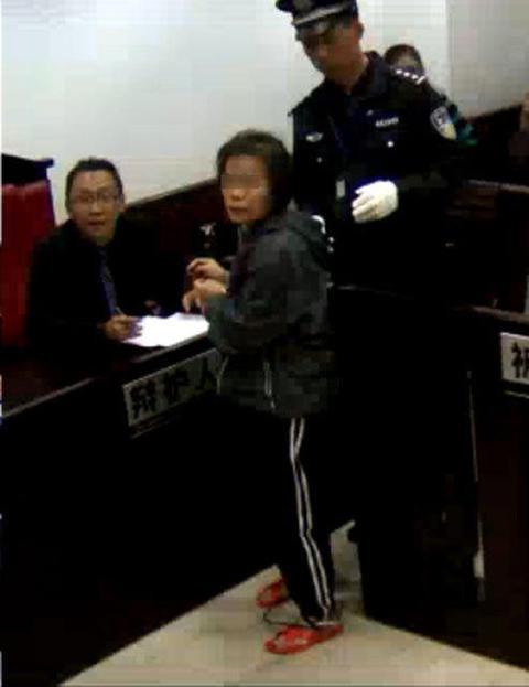 图为涉嫌杀10人的女保姆