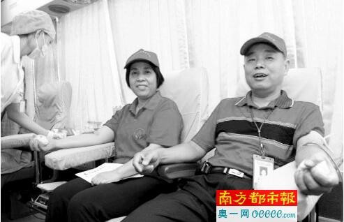 惠州志愿者胡保平:15年无偿献血26000毫升_惠
