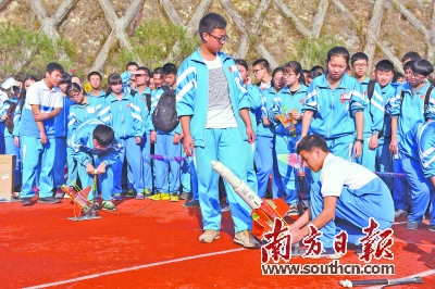 惠州市实验中学第三届校园科技节拉开序幕_惠