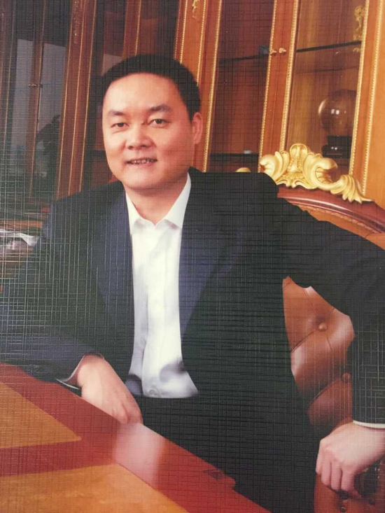 金光华董事长李亚鹤:做一个懂得感恩的人_阳江