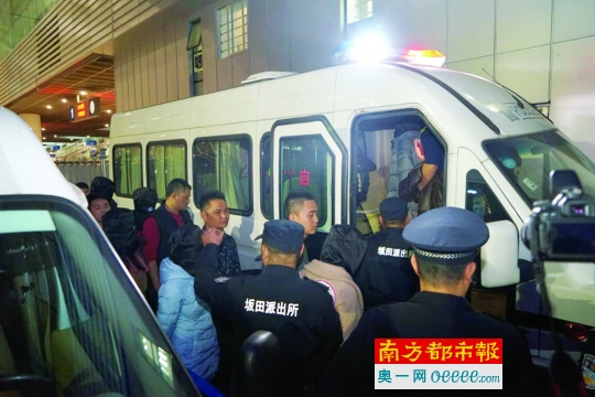 深圳警方抓获假冒华为公司官网进行诈骗的犯罪团伙。 图片由警方提供