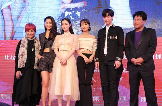 《远得要命的爱情》广东卫视全国首播(图)_新浪广东_新浪网