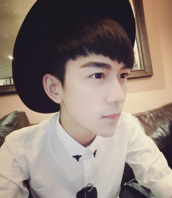 小鲜肉社区果酱直播获千万级融资 方创资本担