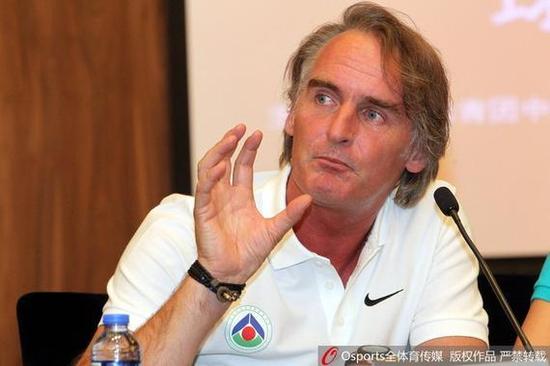 里克林克执教加拉塔萨雷