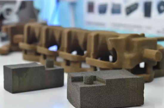 广东峰华卓立科技股份有限公司3D金属成型打印机，该技术属于国内前沿，在佛山这个制造业大王国里，该项技术有望能引领佛山制造业的智造提升。