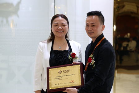 陶博会惊艳上演 奇丽砂磁砖为您诠释白砖魅力