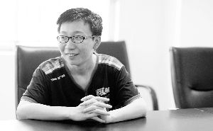 邓润泽已经和深圳一家医院签约。信息时报记者 梁钜聪 摄