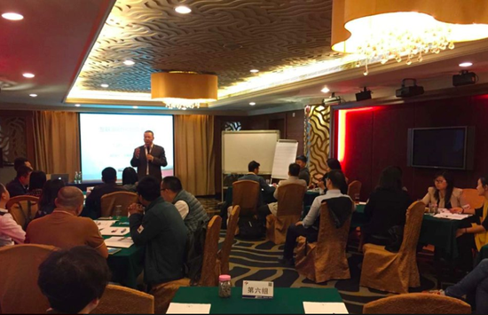 资深互联网思维专家培训师讲师刘杰克教授授课