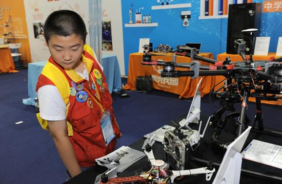 教育界盛会亮点多 2016广州国际教育博览会挤