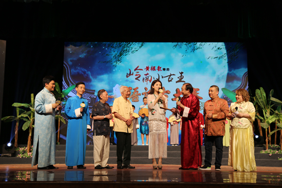 黄俊英、杨达、颜志图担任主评委