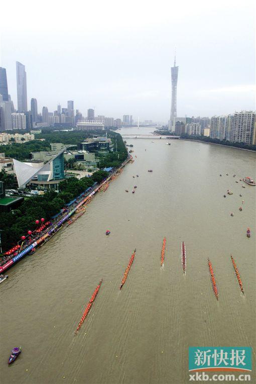 ■昨天天公作美，中午虽有大雨，但没有影响到比赛正常进行。