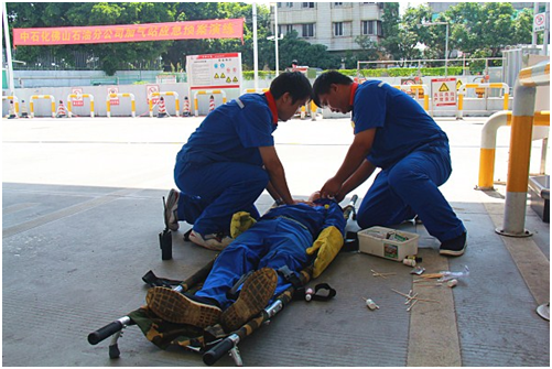 中石化开展安全演练活动 强调安全大过天_佛山