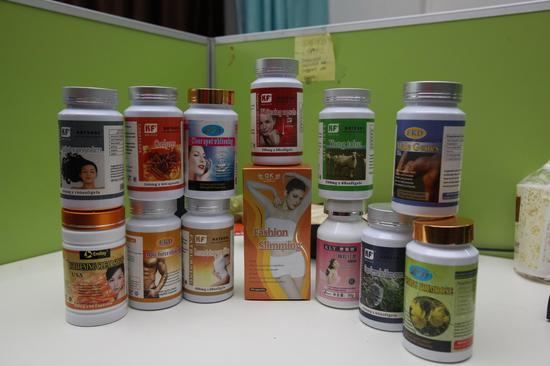 4Qe--fxtwihq0175927.jpg