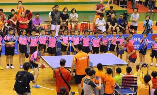 2016年坤润集团国际杯乒乓球总决赛完美谢幕