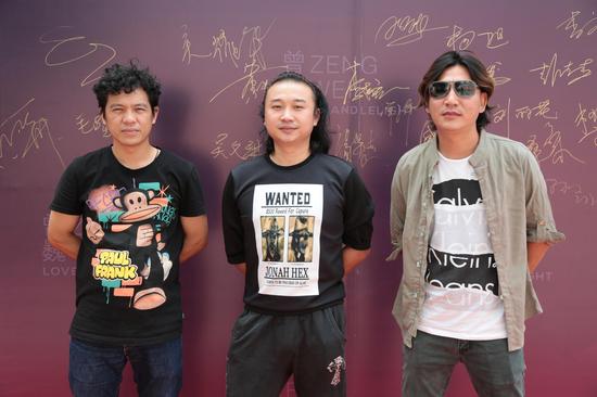 曾巍《爱的烛光》新歌发布 众星熠熠助公益_东