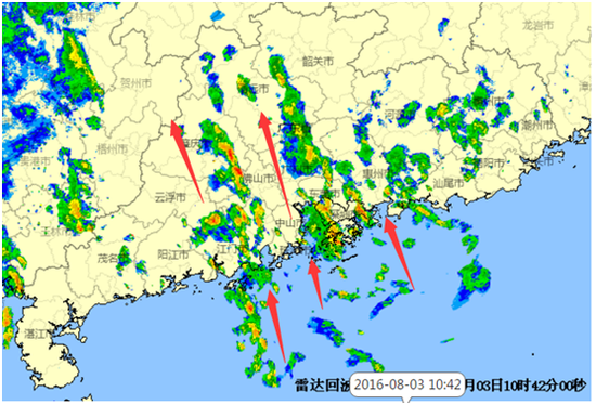 3日10时42分，海上降雨云团不断往上涌