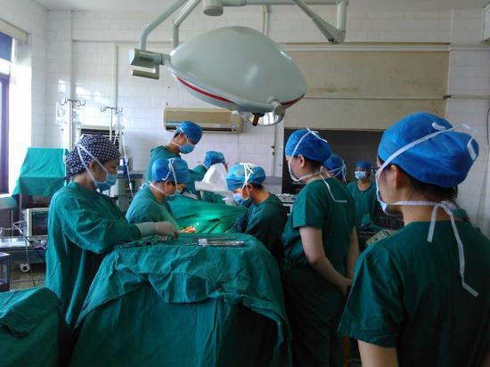 孕妇突发脑出血陷昏迷 桂洲医院成功救治母婴