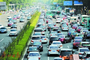 深圳:没带驾照开车不处罚 路面执法认电子证照