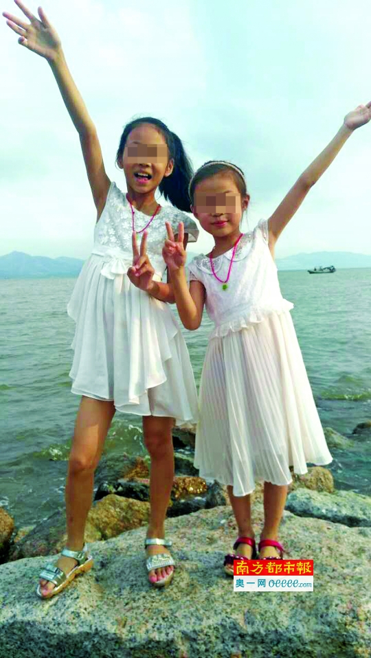 42岁徐某的两个女儿。 受访者供图
作者:顾开贵
链接:http://epaper.oeeee.com/epaper/A/html/2016-08/28/content_71047.htm
来源:南方都市报
更多有情调、有情趣、有情况的自媒体资讯,点击下载南都自媒体客户端体验http://corp.oeeee.com/ndapp/