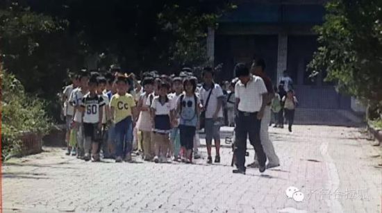 山东一小学全班63人被扇耳光 打人者系品德课老师