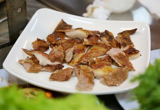 惠州市民有口福 宁夏滩羊打飞的来惠州了_惠