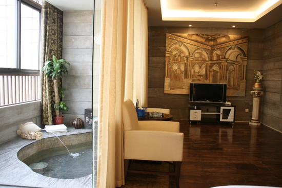 珠海海泉湾助力中国航展 参展游乐温泉三合一