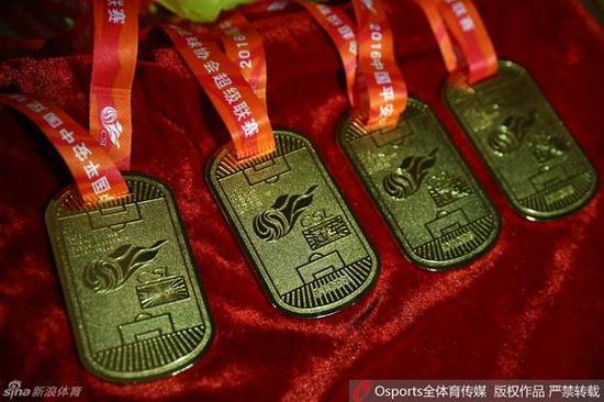 下个赛季谁将拥有冠军奖牌