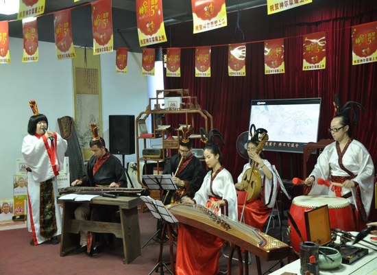 神尔科技举行泽慧世方国学智慧教育产品发布会