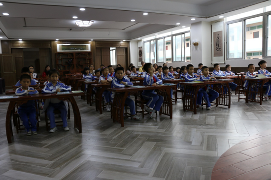 神尔泽慧国学教室落地深圳立新湖外国语学校