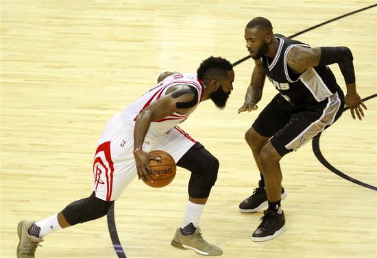 2016-2017赛季NBA常规赛:火箭惜败马刺_湛江