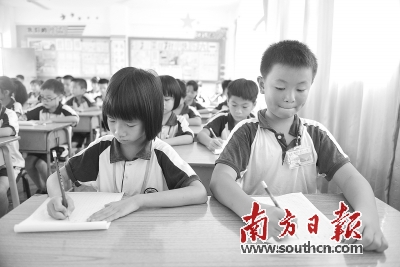2020年户籍与非户籍学生同步享受市民待遇。南方日报记者 王昌辉 摄