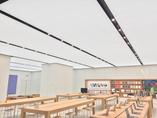 天汇广场igc Apple Store店内环境图