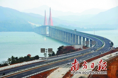 到2020年，惠州全市高速公路通车里程将达800公里，所有乡镇可以在30分钟内上高速。南方日报记者 梁维春 摄