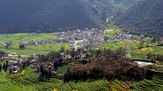 云南禄劝翠华镇官庄村山乡风景如诗如画_湛江