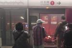香港地铁遭纵火致17伤 嫌犯疑有精神病