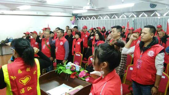 2017年天德志愿者宣誓大会举办 志愿者们现场