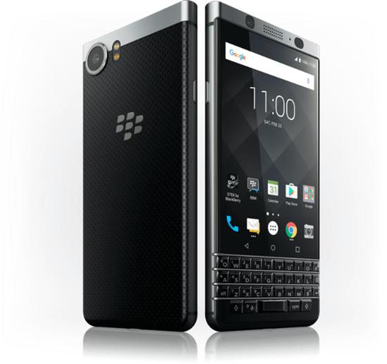 最新款黑莓KEYone智能手机。