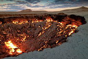 地狱之门 土库曼斯坦 卡拉库姆沙漠 摄影：Daniel Kreher
