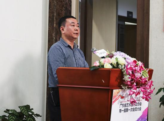 广东省文化厅副厅长刘启宇做重要讲话