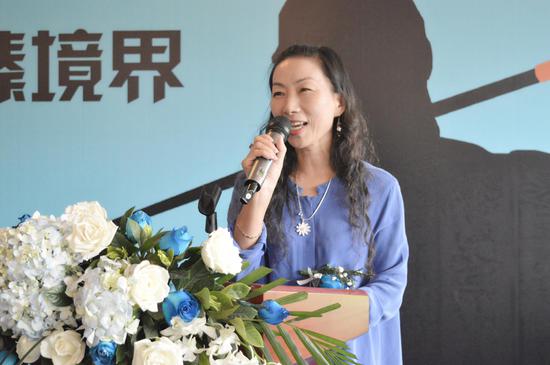 东莞市石碣女企协会副会长安玉伟