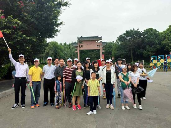 东莞市建设工程信息服务协会组织水濂山登山活