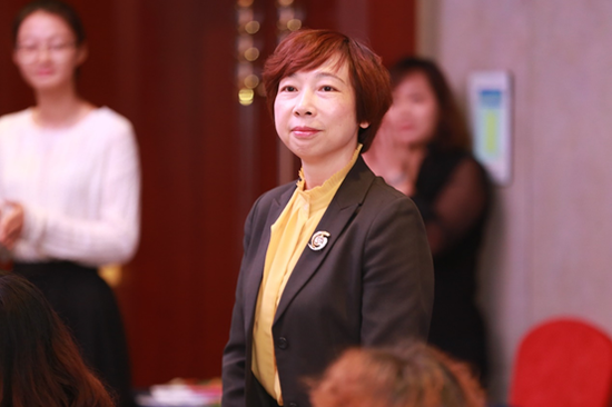 ▲来宾：卓越教育辅导班产品高级总监关玮莹女士