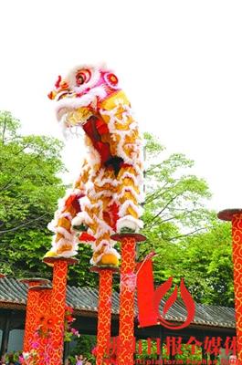 佛山高桩舞狮。